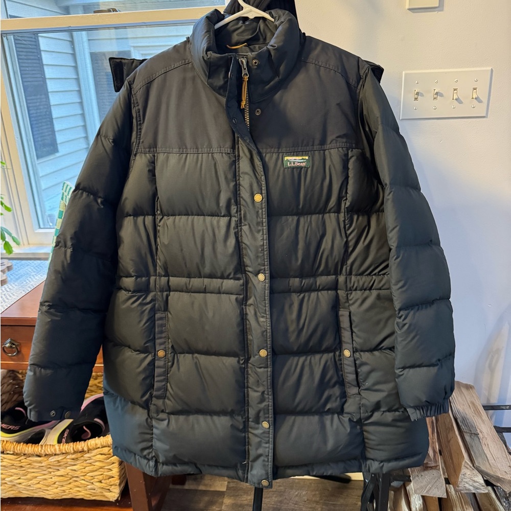 LL Bean Women’s Black Puffer Jacket